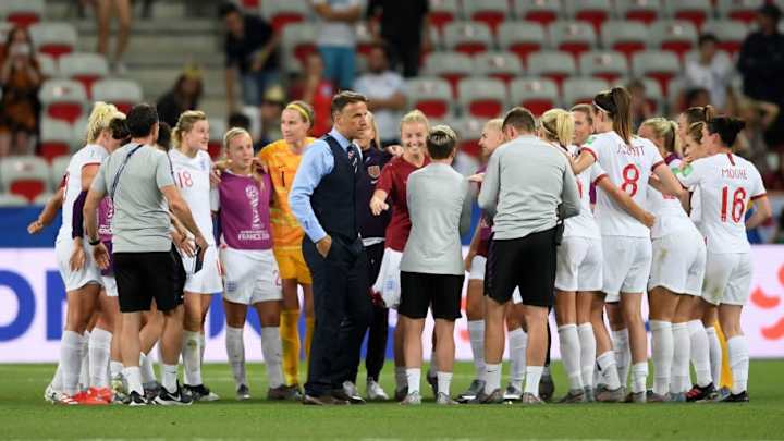 England 2-0 Japan: Phil Neville's Lucky Dip Lineup Provides More Questions Than Answers in Nice