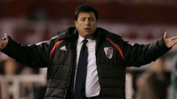 Se reveló que Mauricio Macri quiso llevar a Daniel Passarella como técnico de Boca