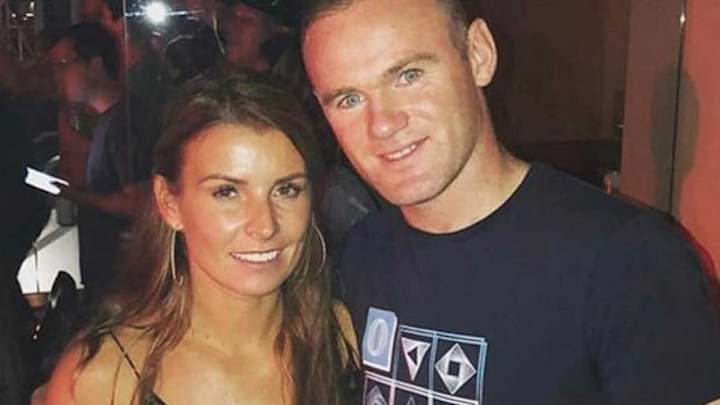 Ex jugador del Manchester le advirtió a Rooney que las mujeres son un peligro para hombres casados