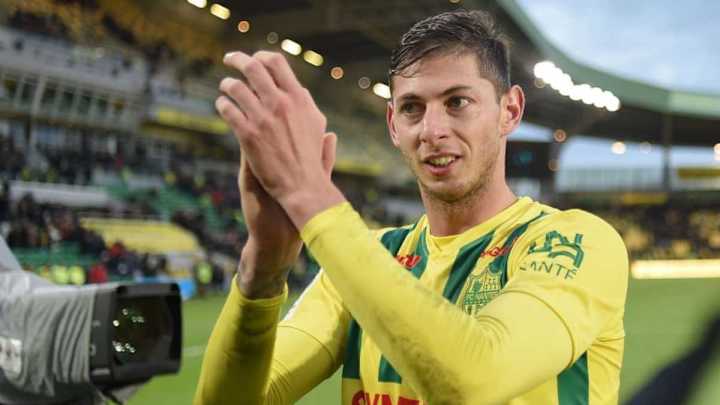 Agent Email Reveals How Cardiff Convinced Emiliano Sala to Sign for the Club Agent Email Reveals How Cardiff Convinced Emiliano Sala to Sign for the Club