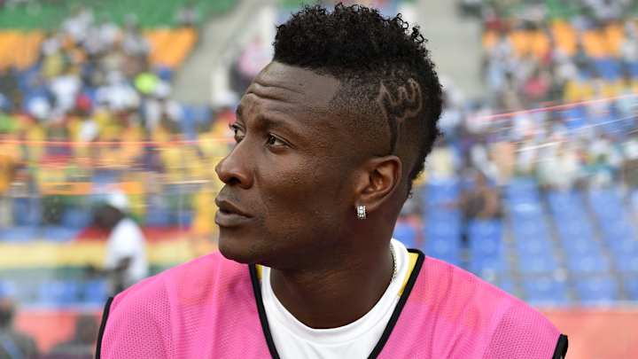 Ghana President Convinces Asamoah Gyan to Withdraw Retirement