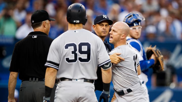 Brett Gardner Ejected Without Saying a Word, Goes Ballistic in Argument With Umpires Brett Gardner Ejected Without Saying a Word, Goes Ballistic in Argument With Umpires