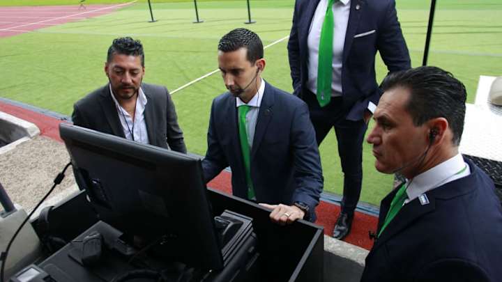 ​El pésimo arbitraje de la Liga MX es resultado de varios factores