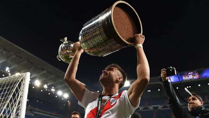 El rapero fanático de River que hizo explotar las redes por sus cargadas hacia Boca