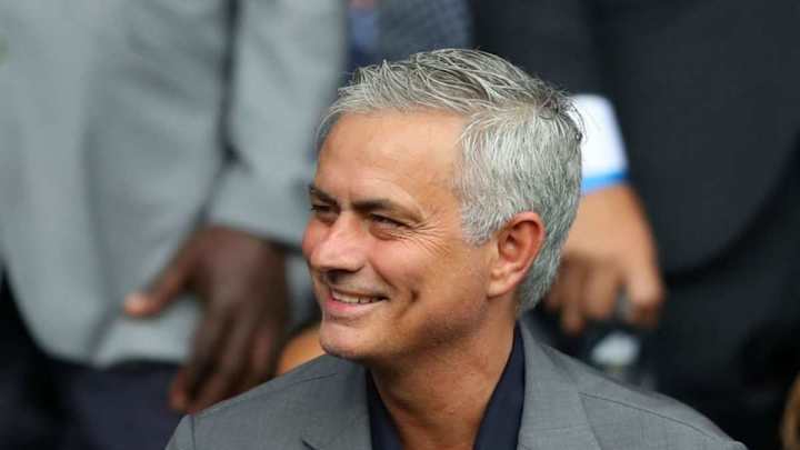 Mourinho pone a un equipo 'B' como uno de los máximos candidatos a ganar la Premier League Mourinho pone a un equipo 'B' como uno de los máximos candidatos a ganar la Premier League