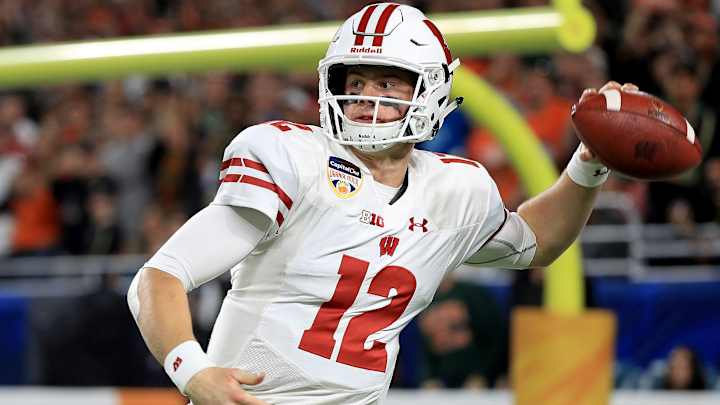 Former Wisconsin Quarterback Alex Hornibrook Announces Transfer to Florida State