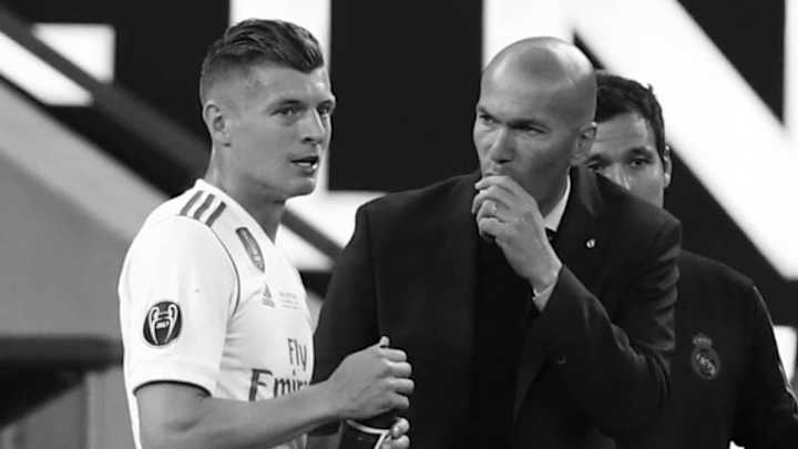 Zinedine Zidane: The French Magician's Best All-Time XI