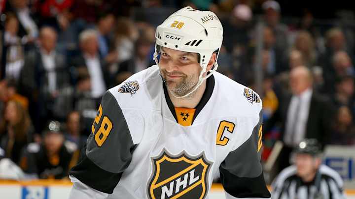 Friday’s Hot Clicks: NHL Fan Favorite John Scott Describes Near-Death Experience on Frozen Lake