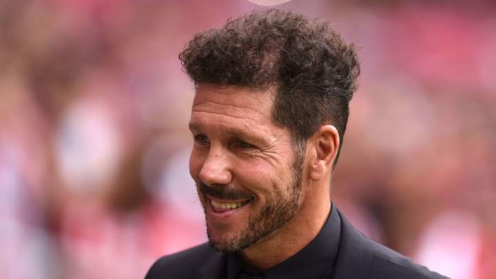 Simeone se llevó a su hijo Giuliano al Atlético de Madrid y generó malestar en River Simeone se llevó a su hijo Giuliano al Atlético de Madrid y generó malestar en River