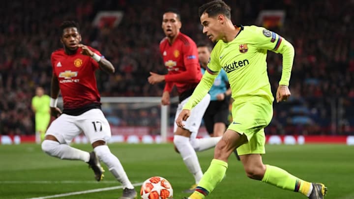 Los pitidos alejan a Coutinho del Manchester United