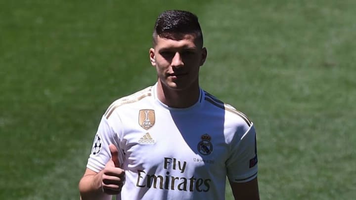 Luka Jovic Insists He Can Play Alongside Karim Benzema After Sealing Real Madrid Move Luka Jovic Insists He Can Play Alongside Karim Benzema After Sealing Real Madrid Move