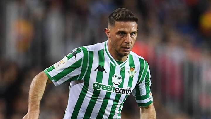 Joaquín se pasa de los chistes a la magia el día de su cumpleaños