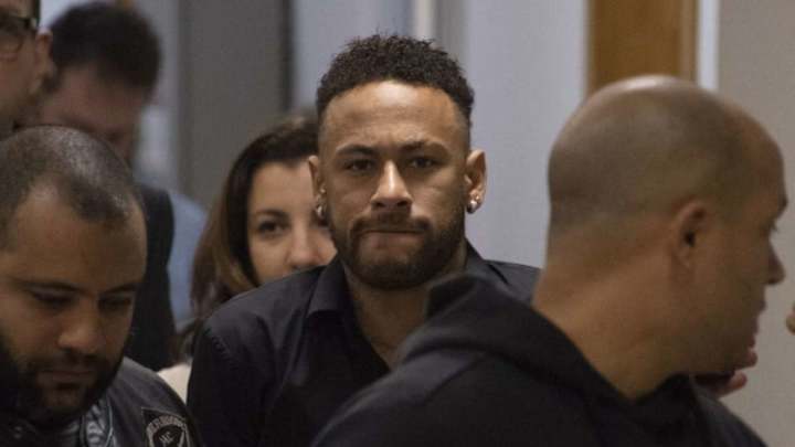 Neymar pierde patrocinadores a causa de las acusaciones en su contra