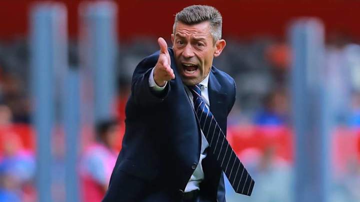 Pedro Caixinha: “Un equipo grande no puede tener en las primeras fechas dos puntos de nueve"