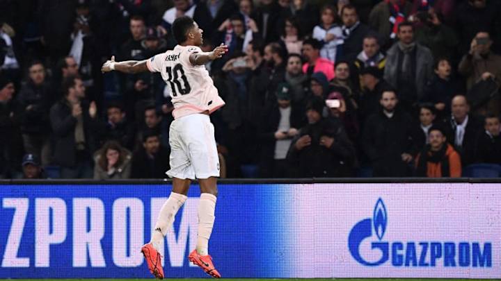 Marcus Rashford Names His Man Utd Heroes & a Controversial Choice for the Striker He Admires Most