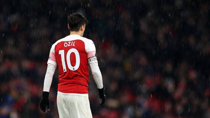 Unai Emery Refuses to Confirm if Mesut Ozil Will Retain His Starting Spot Against Tottenham Unai Emery Refuses to Confirm if Mesut Ozil Will Retain His Starting Spot Against Tottenham