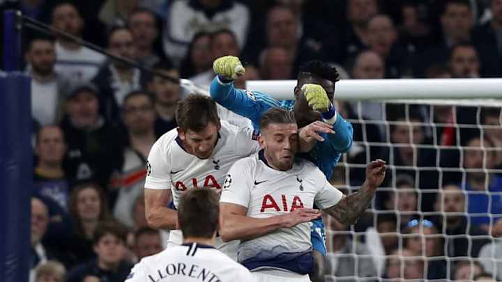 Vertonghen choca fuertemente con Alderweireld y se ve obligado a dejar el partido