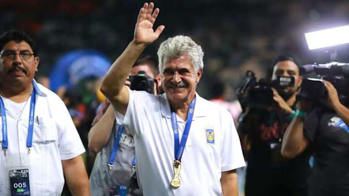 'Tuca' Ferreti no esta de acuerdo con la regla 20/11