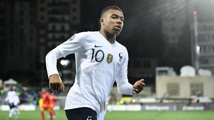 Transfer Rumours: Rakitic to Man Utd, PSG Contact Bonucci, Kylian Mbappe to Refuse New Deal & More Transfer Rumours: Rakitic to Man Utd, PSG Contact Bonucci, Kylian Mbappe to Refuse New Deal & More