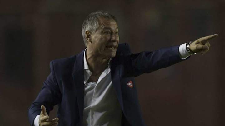 Ariel Holan se perfila para reemplazar a Diego Alonso en Rayados