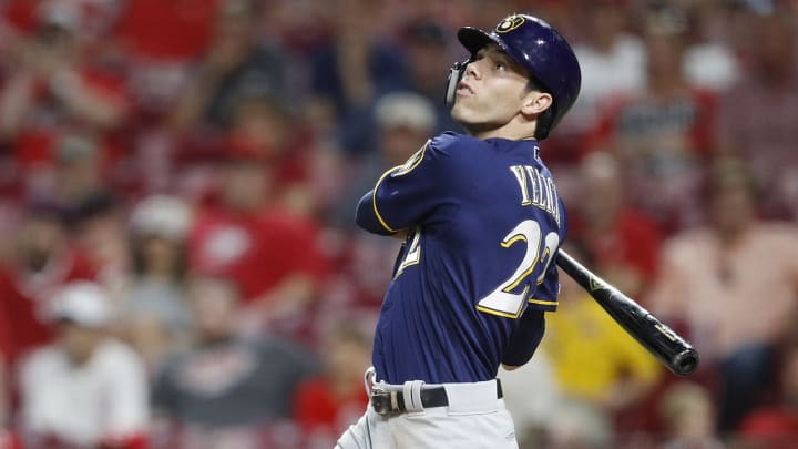 Christian Yelich Breaks Boat Window During Home Run Derby Batting Practice Christian Yelich Breaks Boat Window During Home Run Derby Batting Practice