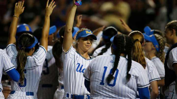UCLA's Kinsley Washington Hits Walk-Off to Win Women's College World Series