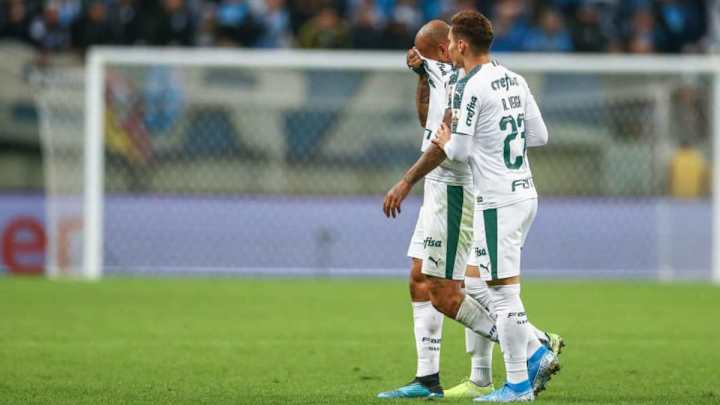 Felipe Melo se fue expulsado y terminó llorando: "Sí, los hombres lloran" Felipe Melo se fue expulsado y terminó llorando: "Sí, los hombres lloran"