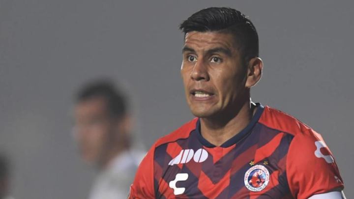 Carlos Salcido anuncia su retiro del fútbol