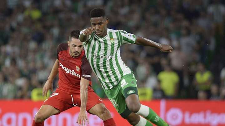 Junior Firpo será presentado hoy como nuevo futbolista del FC Barcelona