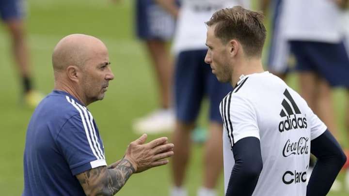 La confesión de Lucas Biglia sobre la charla que tuvo el plantel con Sampaoli en el Mundial La confesión de Lucas Biglia sobre la charla que tuvo el plantel con Sampaoli en el Mundial