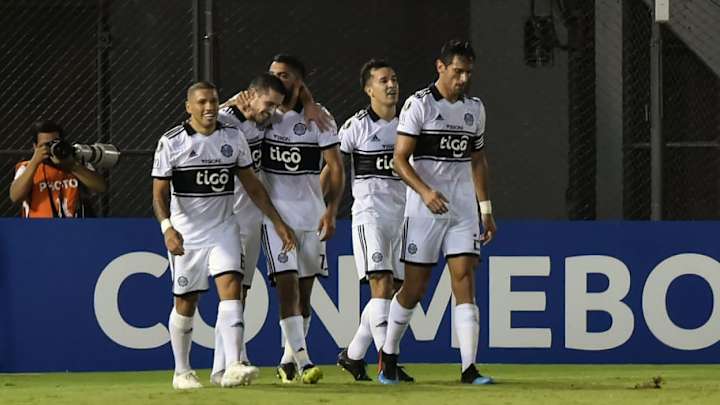 Dos clubes de México a la carga por un delantero de Olimpia