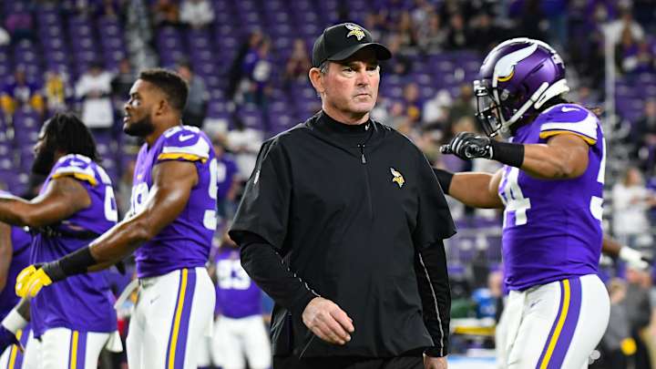 Vikings Pick Up 2020 Option for Head Coach Mike Zimmer Vikings Pick Up 2020 Option for Head Coach Mike Zimmer