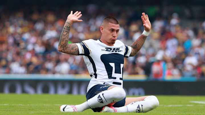 La indignación de fanáticos de Pumas por posible llegada de Nico Castillo al América