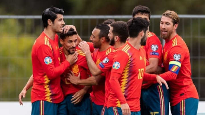 El 1x1 de la victoria de España ante las Islas Feroe (1-4)