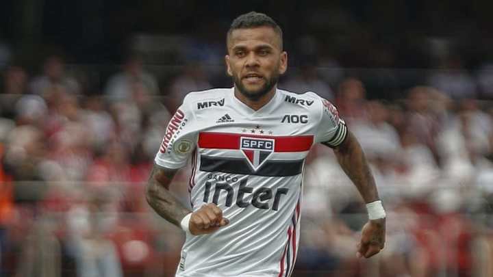 Dani Alves explica por qué eligió al San Pablo en vez del FC Barcelona o la Juventus