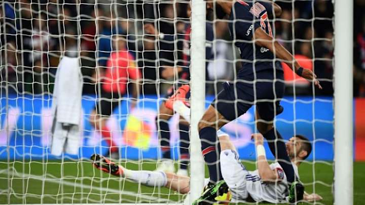 VÍDEO | Choupo-Moting evita un gol del PSG y protagoniza el 'blooper' del año