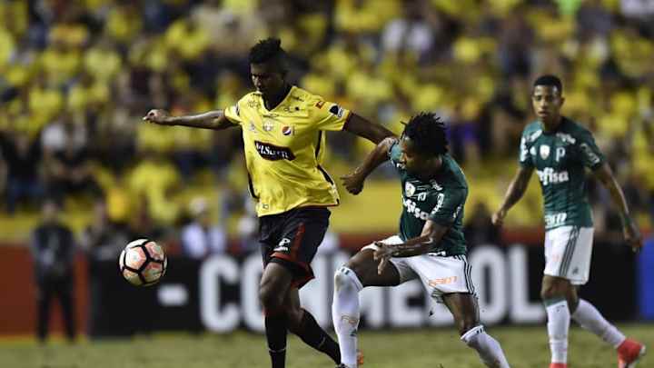 Jose Ayoví quiere jugar en Liga de Quito