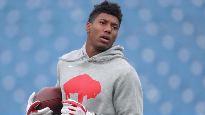 Report: Bills' Zay Jones Arrested After Nude Struggle With Brother Report: Bills' Zay Jones Arrested After Nude Struggle With Brother