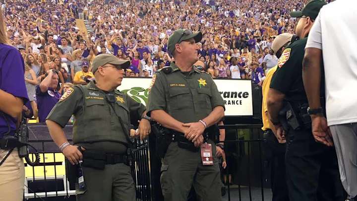 Behind the Scenes With the Cops Who Contain LSU's Game Day Frenzy Behind the Scenes With the Cops Who Contain LSU's Game Day Frenzy