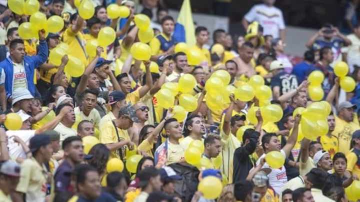 NO SABEN PERDER | Afición americanista se desquita con fanático de Santos NO SABEN PERDER | Afición americanista se desquita con fanático de Santos