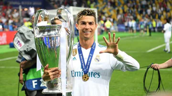 Report Claims Real Madrid Have Offered Cristiano Ronaldo New Deal Worth Up to €35.5m Per Year Report Claims Real Madrid Have Offered Cristiano Ronaldo New Deal Worth Up to €35.5m Per Year