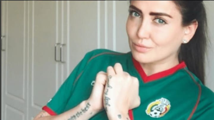 SUBE LA TEMPERATURA | Celia Lora se le insinúa a Carlos Vela con provocativas fotografías