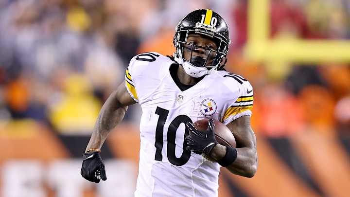 Report: Raiders Worried About Possible Suspension for Martavis Bryant