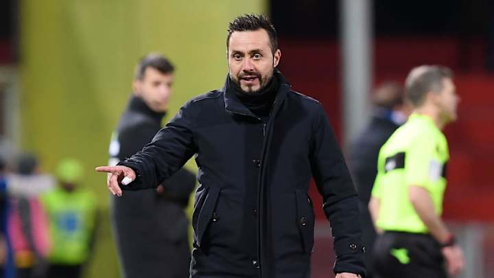 Barcelona Considering Sassuolo Manager Roberto De Zerbi as Ernesto Valverde Replacement