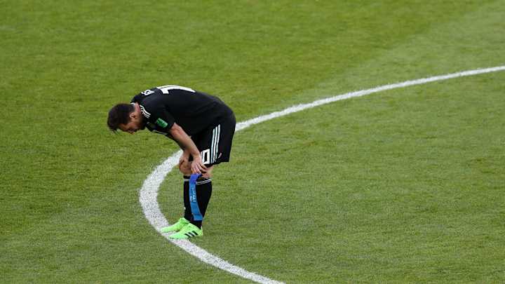 Messi Misses Penalty Kick, Twitter Can't Stop Ronaldo Comparisons
