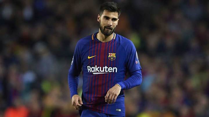 Arsenal Hoping to Continue Transfer Spree With Move for Barcelona Midfield Ace