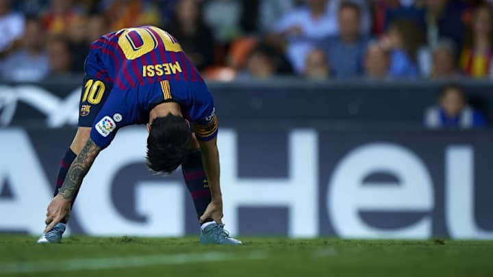 Barcelona Superstar Lionel Messi Ruled Out of El Clasico After Sustaining Injury in Sevilla Win