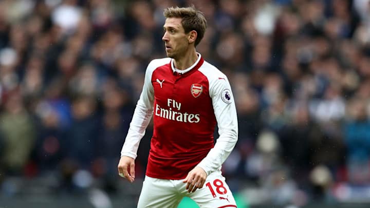 Arsene Wenger Confirms Arsenal Defender Could Miss Up to 4 Matches With Back Problem