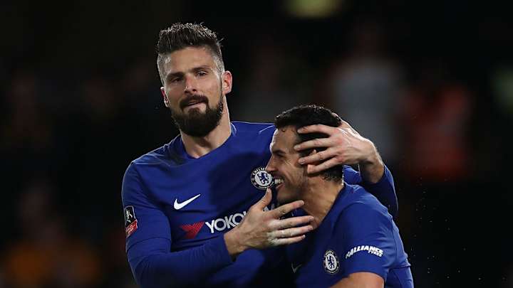 PHOTO: Olivier Giroud Assists Goalkeeper Willy Caballero With Brilliant Prediction