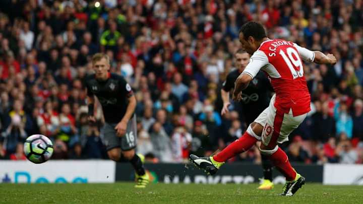 OFICIAL | Santi Cazorla abandona el Arsenal y volverá a un equipo de LaLiga este verano